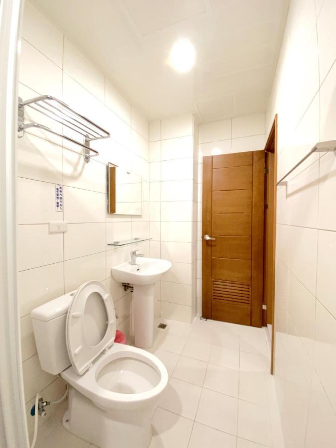 108 House Inn Тайнан Екстериор снимка